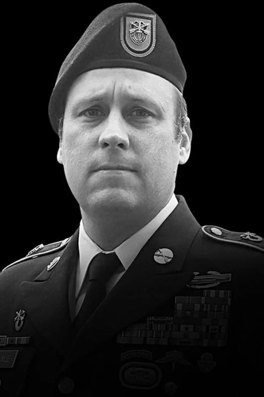 Earl D. Plumlee, retired Master Sergeant, Medal of Honor recipient and Project R3con board member